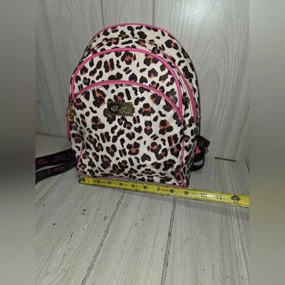Betsy Johnson Pink Trim Leopard Print Backpack Purse Bag 11x9 4 Pockets Feminine - Picture 6 of 6
